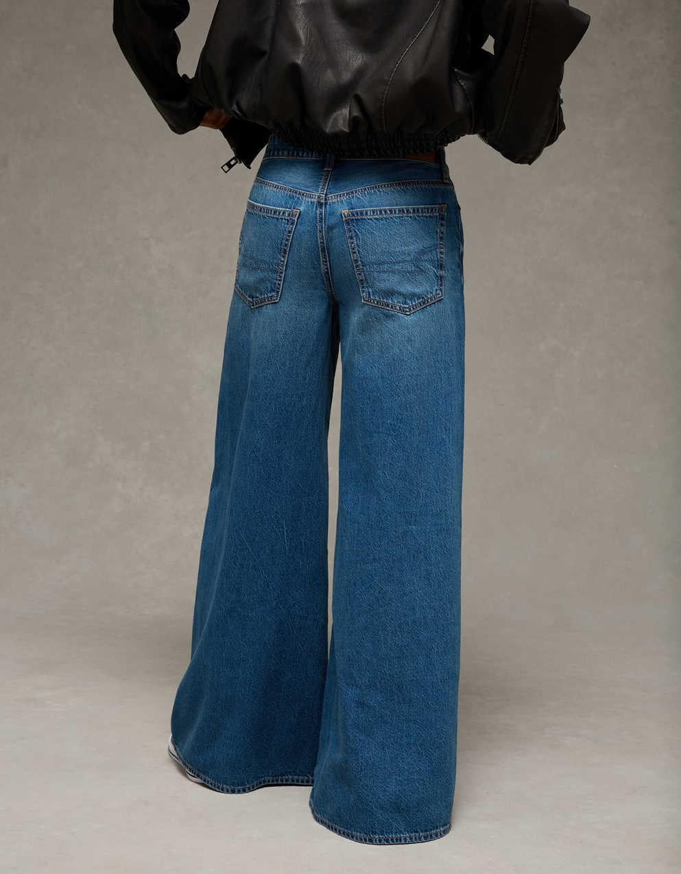 AE Dreamy Drape Strigid A-Line Fit Jean