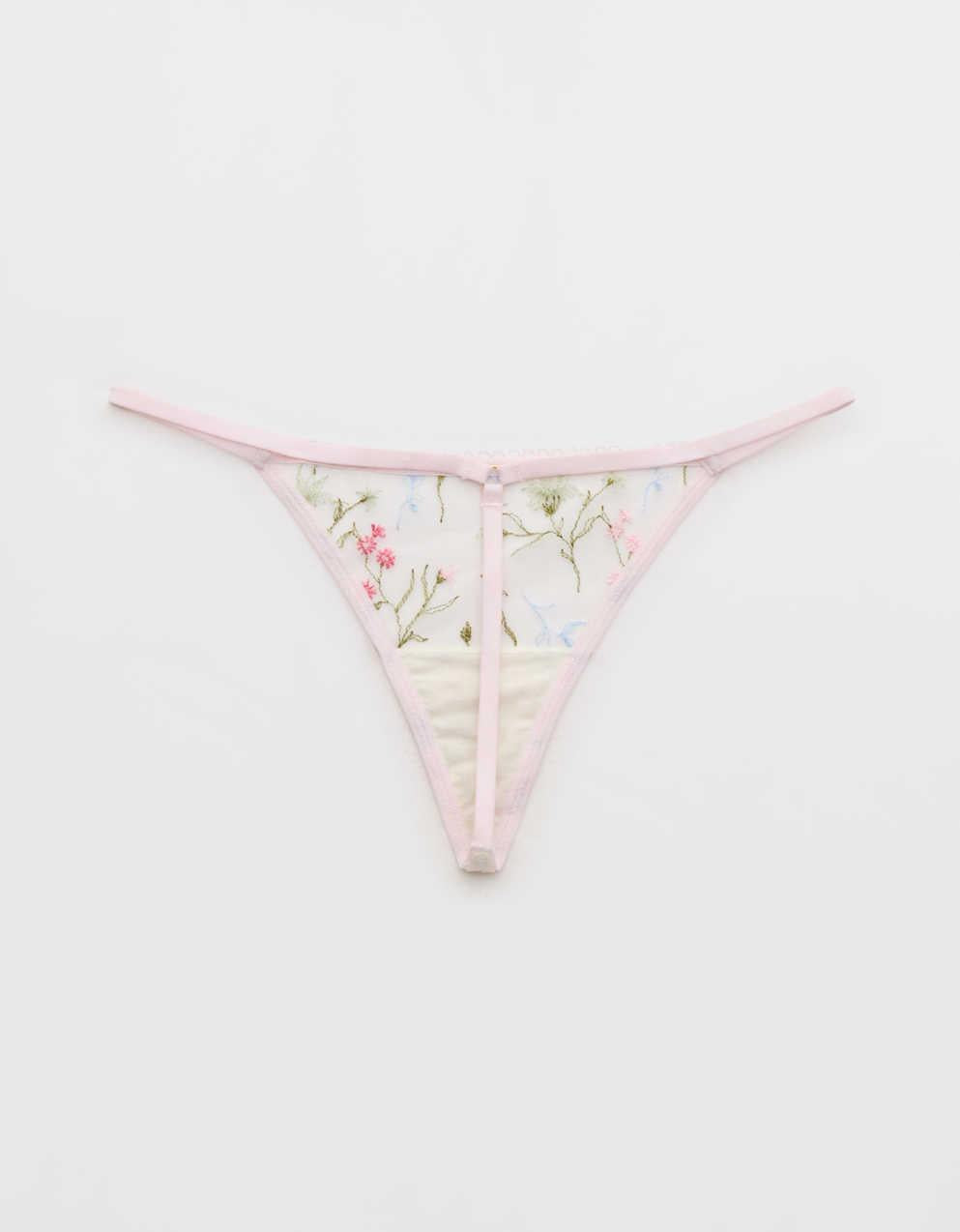 자수 끈 언더웨어 뽐내기