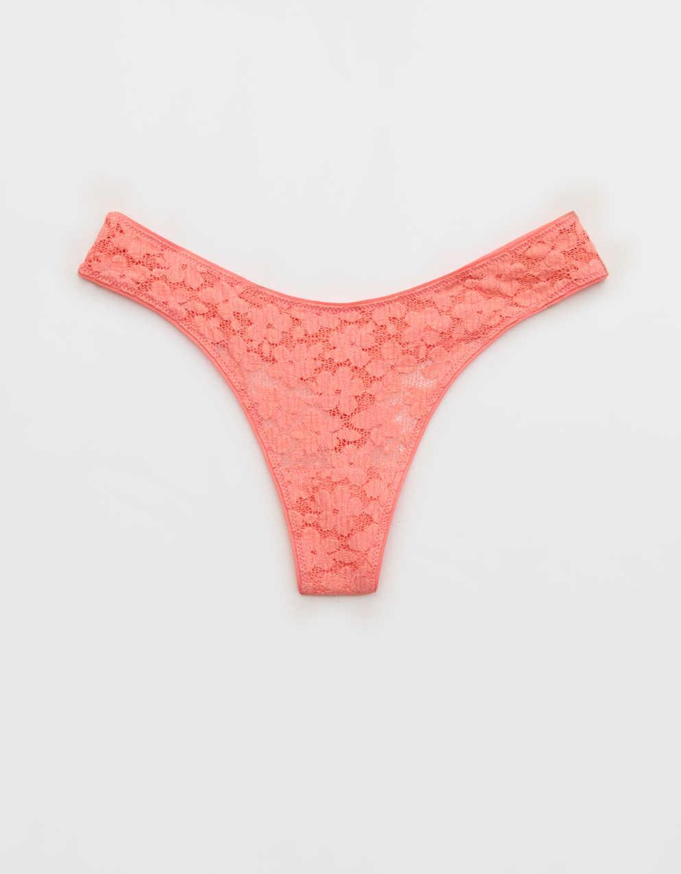페스티벌 레이스 통 언더웨어 뽐내기