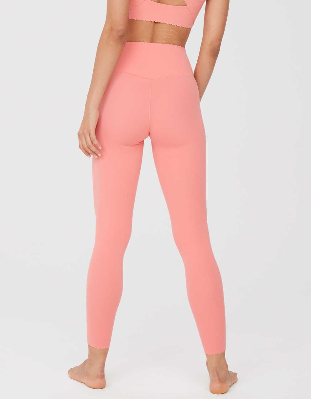 OFFLINE By Aerie Real Me XTRA Hold Up! Scallop Legging