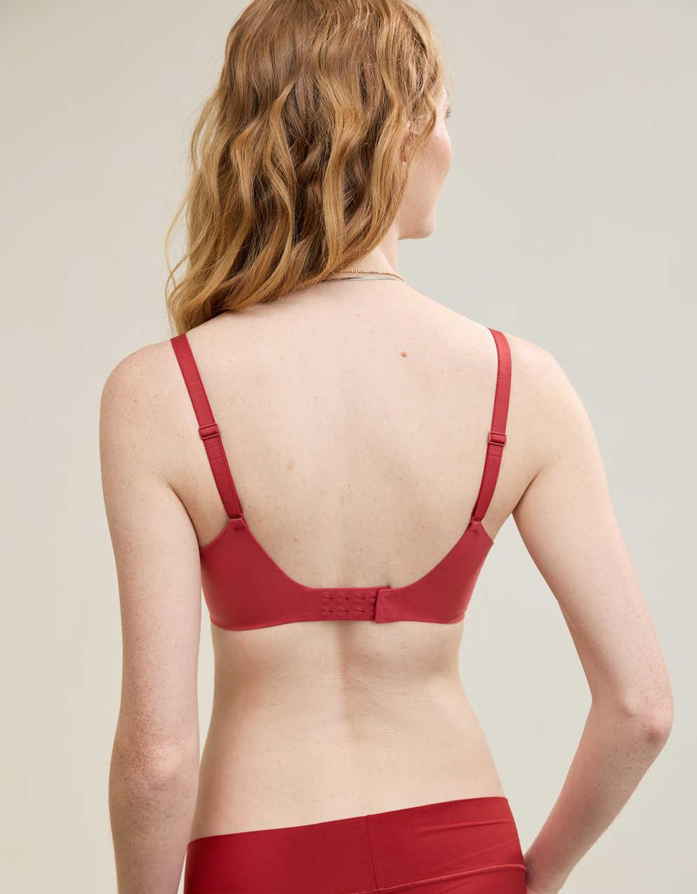 SMOOTHEZ Full Coverage Lightly Lined Bra