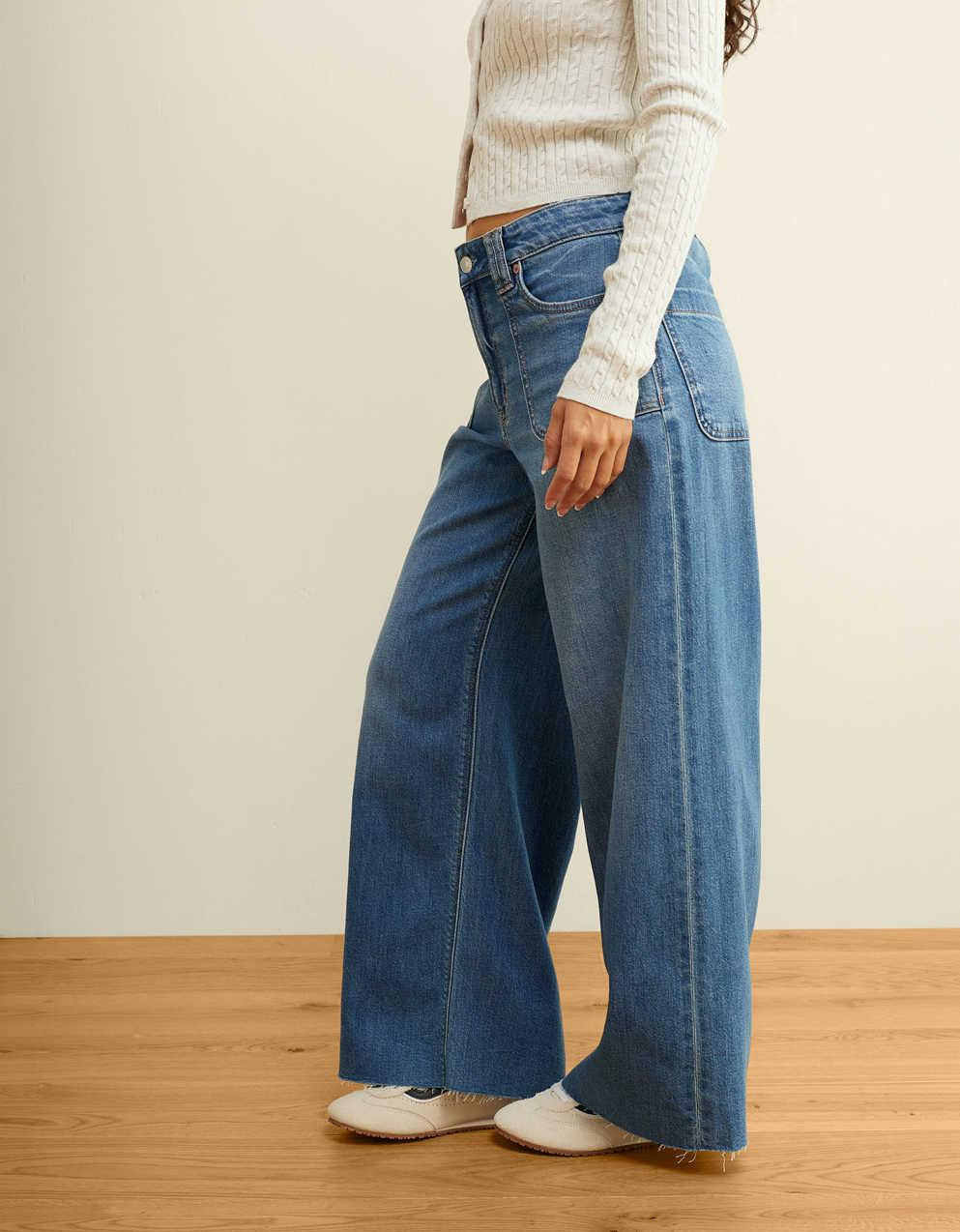 AE Super High-Waisted Ultra Wide-Leg Jean