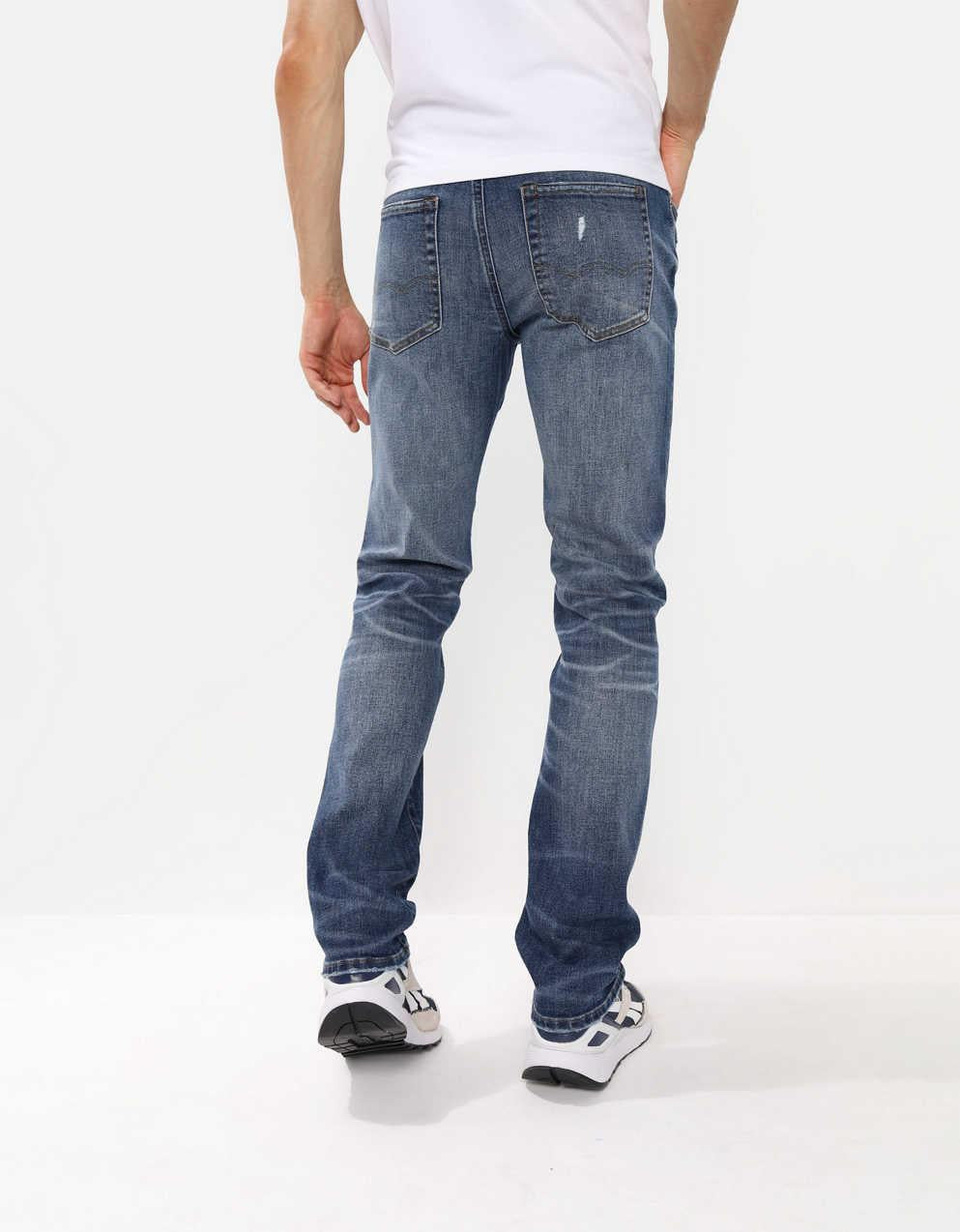 AirFlex+ Temp Tech Patched Slim Straight Jean