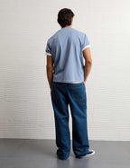 AE 스탠다드 핏 로고 그래픽 티셔츠