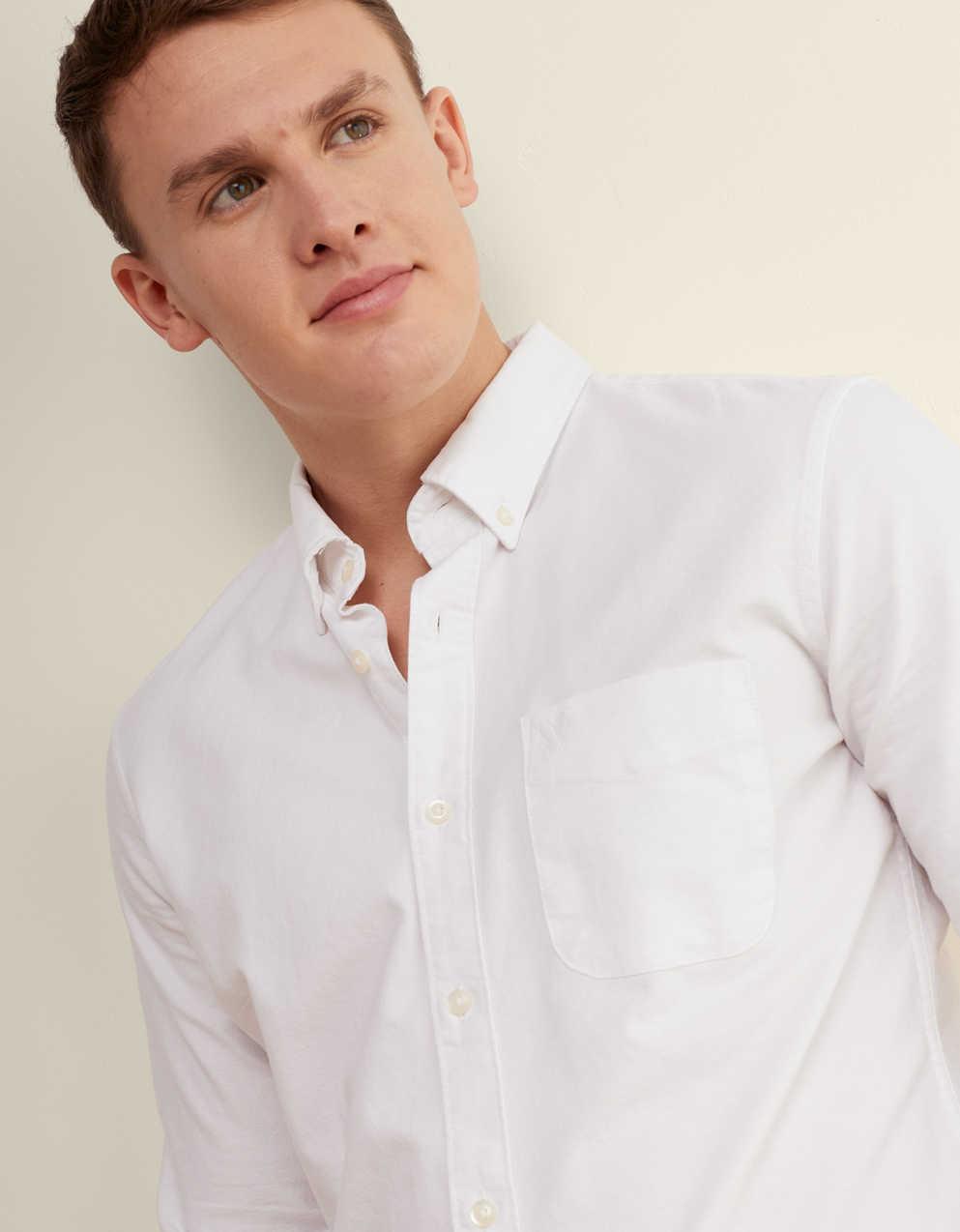 AE Everyday Slim Oxford Button-Up Shirt