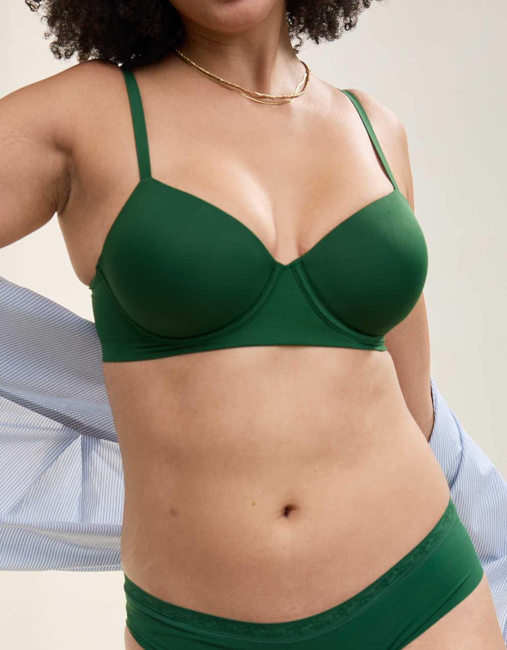 SMOOTHEZ Seamless Demi Lightly Lined Bra