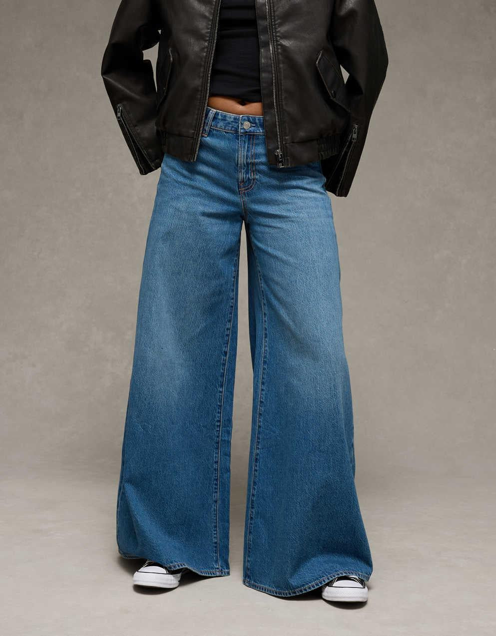 AE Dreamy Drape Strigid A-Line Fit Jean